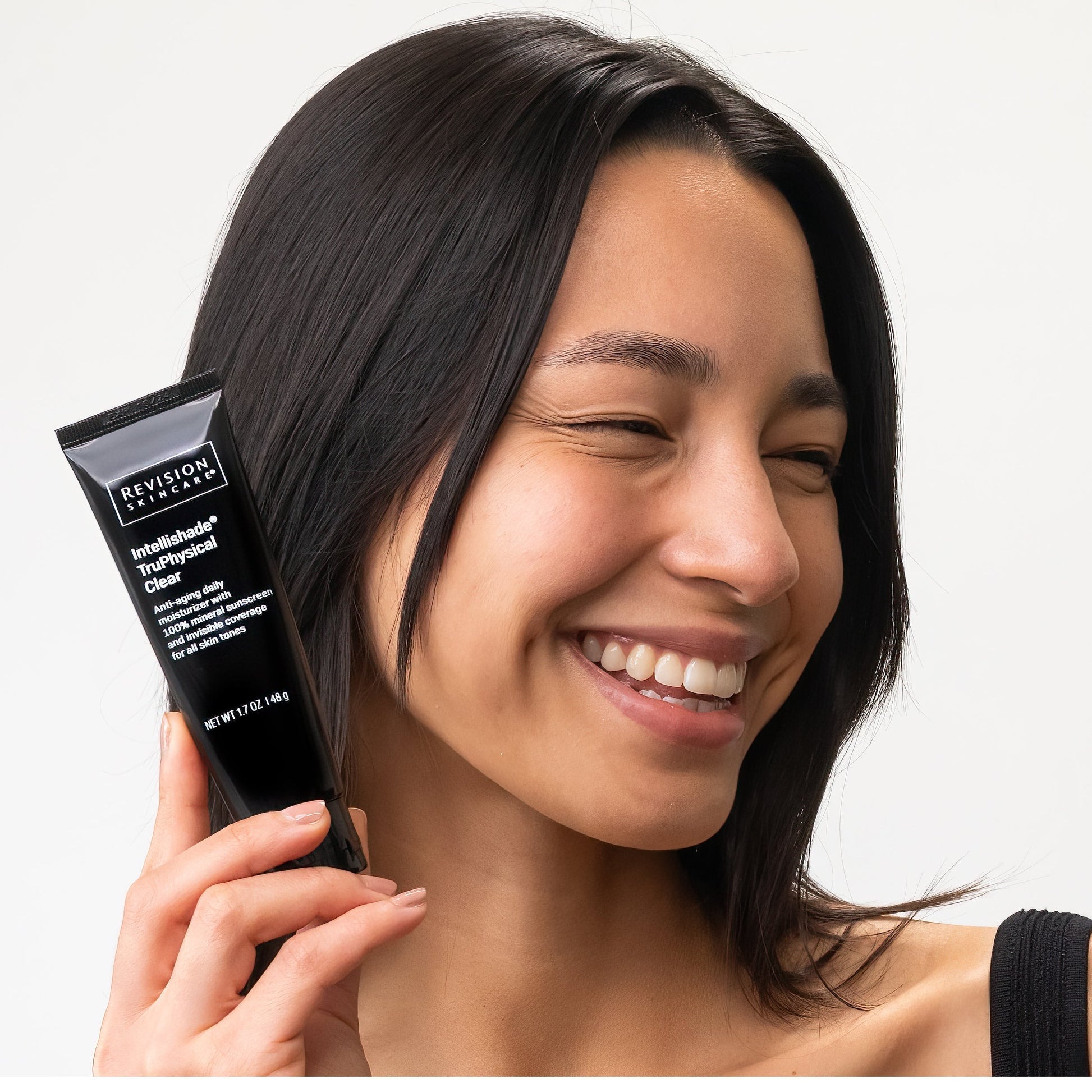 Intellishade TruPhysical Clear SPF50